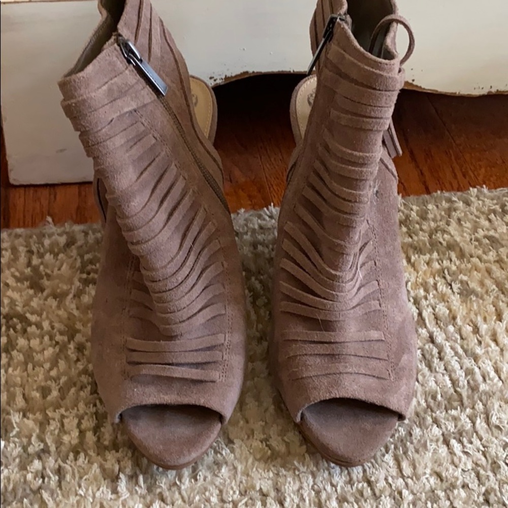 Chunky heels